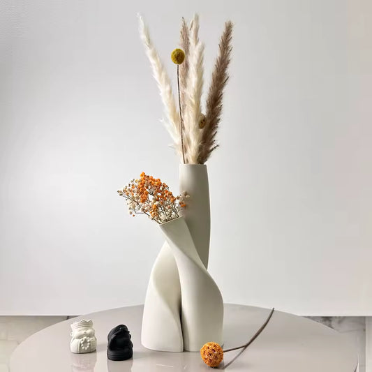 Modern Sculptural Decorative Vase Set – Minimalist Home Décor Accent for Living Room & Kitchen
